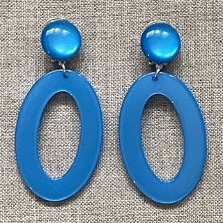 Boucles d’oreilles Clips résine bleu cobalt made in France