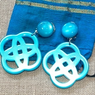 B6EA58F8-1BD5-44E5-B046-33DC379FFE1E