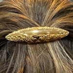 Barrette femme dorée coiffure