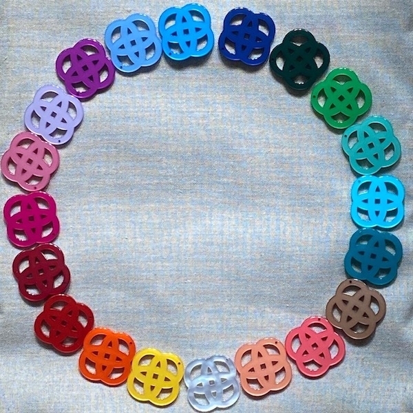 Boucles d’oreille clips percées résine Made in France Couleur