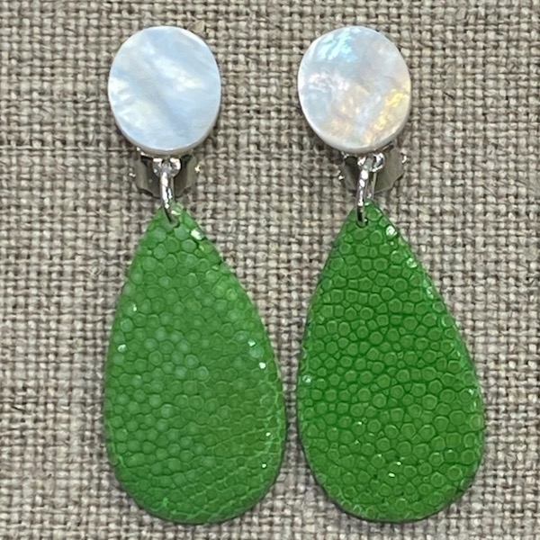 galuchatverttendre.lescolliersdamelie.paris