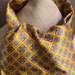 foulardhommeor.lescolliersdamelie.paris