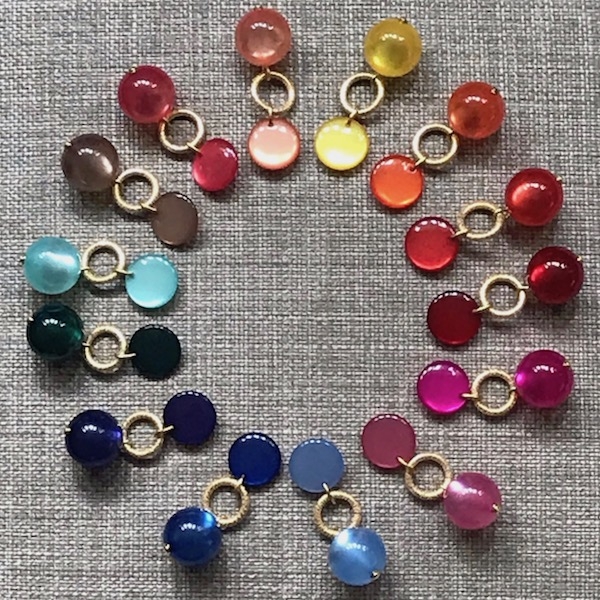 Boucles d’oreille clips percées résine Made in France Doré