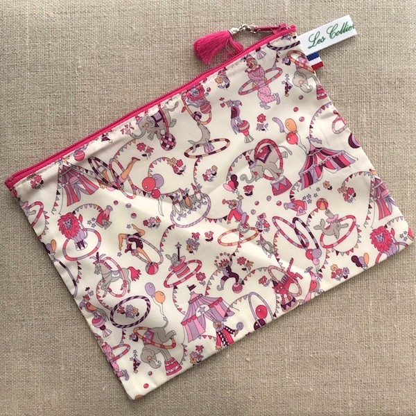 troussecircusrose-lescolliersdamelie.paris