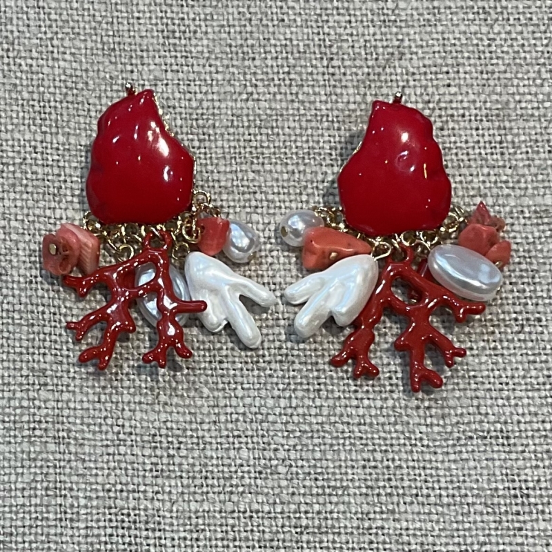 Anny.rouge.lescolliersdamelie.paris