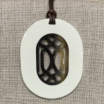 Colliers de corne de buffle naturelle couleur laquée