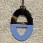 Collier corne de buffle naturelle couleur laquée