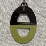 Collier corne de buffle naturelle couleur laquée