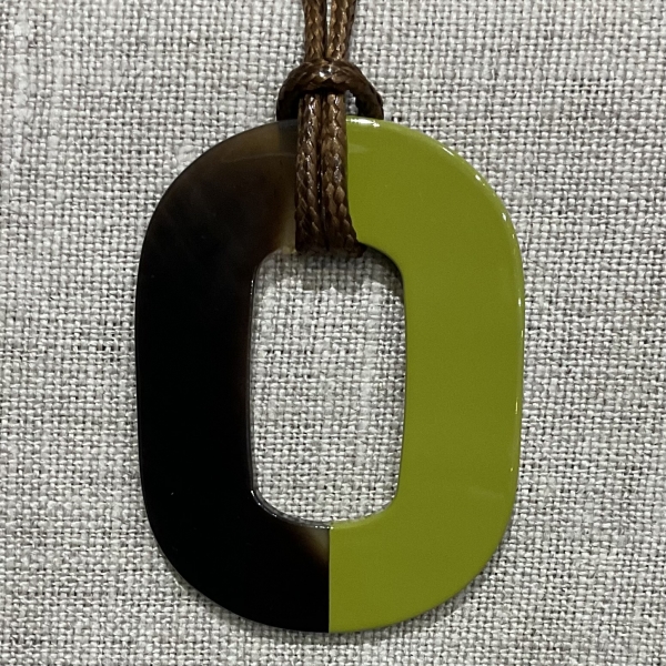 Colliers de corne de buffle naturelle couleur laquée