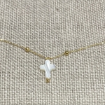 collier doré acier inoxydable nacre croix