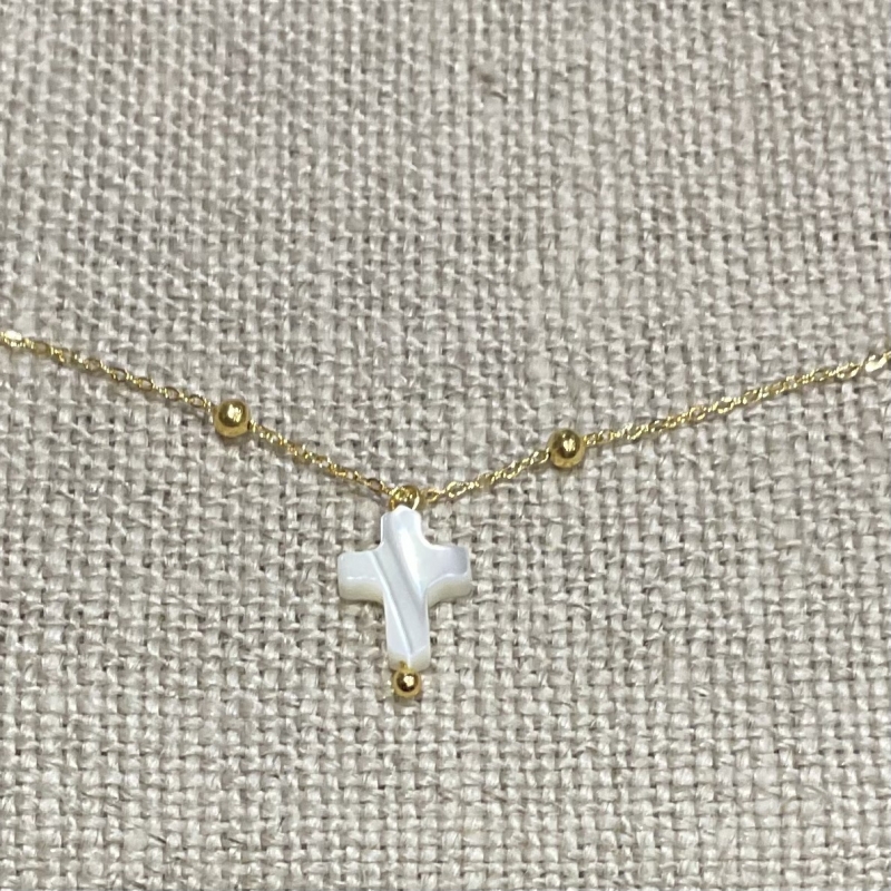 collier doré acier inoxydable nacre croix
