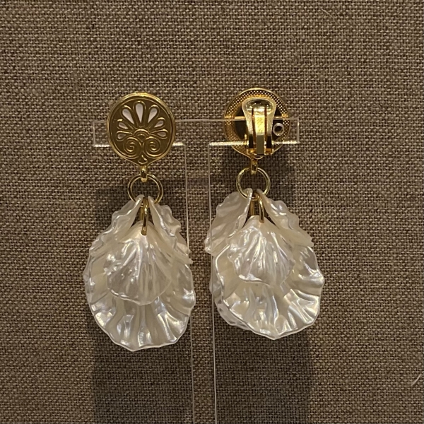 Boucles d’oreilles Clips fleurs blanches made in France