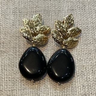 Boucles d’oreilles Clips made in France couleur et feuilles dorées