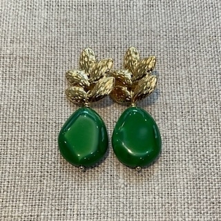 Boucles d’oreilles Clips made in France couleur et feuilles dorées
