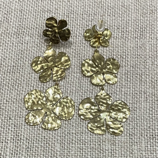 Boucles d'oreilles percé acier inoxydable fleurs doré