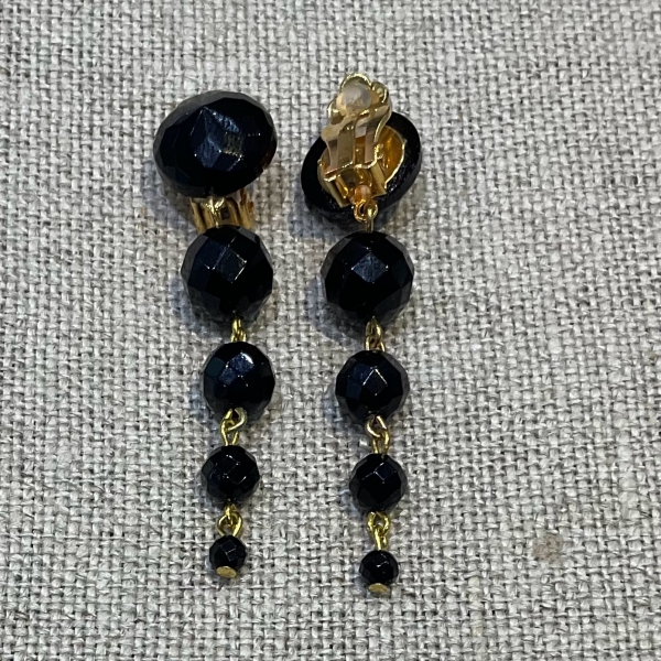 Domitillecourte.lescolliersd’amelie.paris