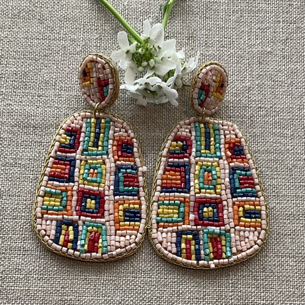 Boucles d’oreilles perles de rocailles percées