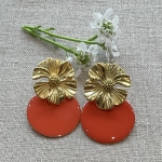 Boucles d’oreilles fleurs dorées Orange