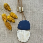 Sautoir corne de buffle laquée bleu