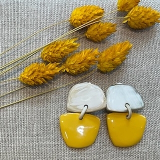 Boucles d’oreilles Clips corne de buffle jaune