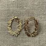 Boucles d’oreilles fleurs percées dorées acier inoxydable  Feuilles